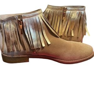 NWT Kate Spade boots Bestie Too Gold Fringe size 8 1/2